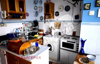 Тристаен апартамент във Велико Търново, Център