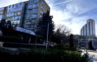 Тристаен апартамент в Раз, Център