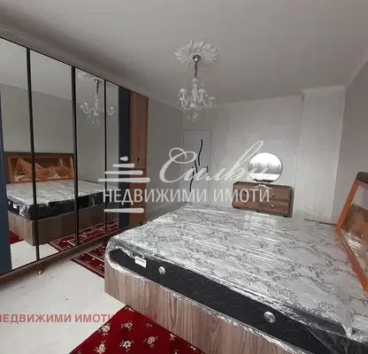 Снимка 5 — Тристаен апартамент в Шумен, Център