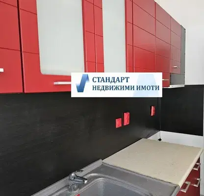 Снимка 4 — Тристаен апартамент в Пловдив, Център