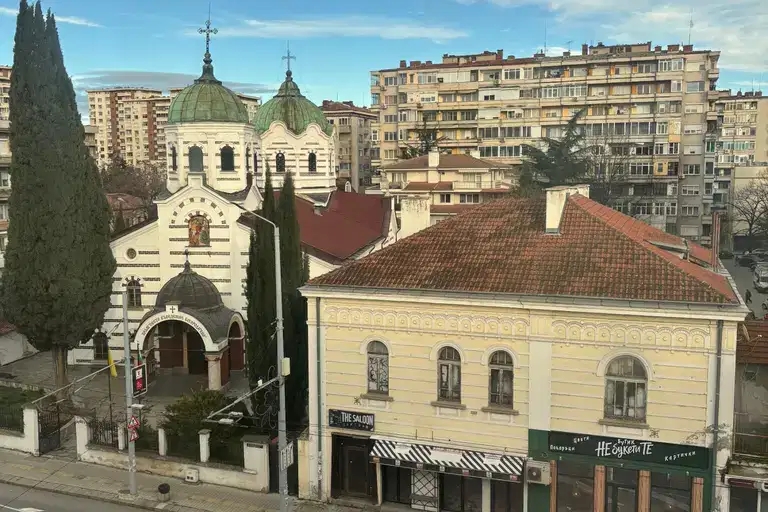 Тристаен апартамент в Стара Загора, Център