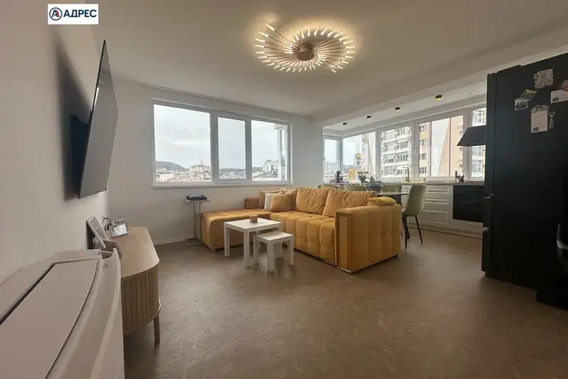 3-bedroom apartment in Shumen, Centyr