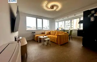 Тристаен апартамент в Шумен, Център