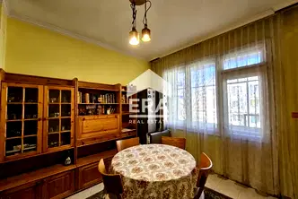 Тристаен апартамент в Русе, Център