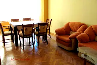 Тристаен апартамент в Стара Загора, Център