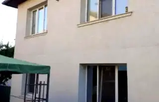 Тристаен апартамент в Перник, Център