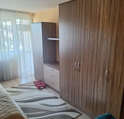 Снимка 5 — Тристаен апартамент в Перник, Център