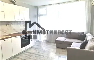 Тристаен апартамент в Ямбол, Център