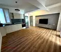 Снимка 2 — Тристаен апартамент в София, Център