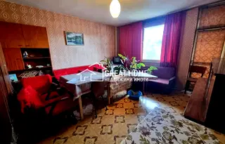 Тристаен апартамент в Търговище, Център