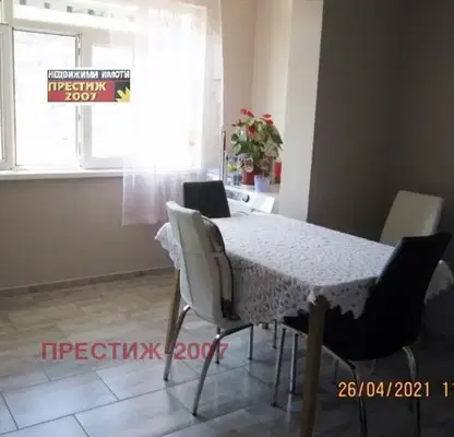 Снимка 5 — Тристаен апартамент в Шумен, Център