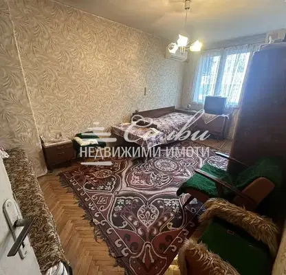 Снимка 4 — Тристаен апартамент в Шумен, Център