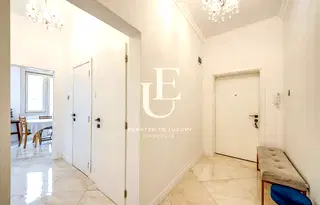 Тристаен апартамент в София, Център