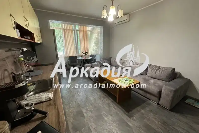 3-bedroom apartment in Plovdiv, Centyr
