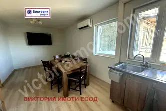 Тристаен апартамент във Велико Търново, Център