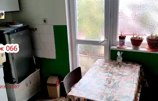 Тристаен апартамент в Шумен, Център