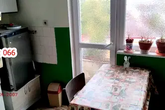 Тристаен апартамент в Шумен, Център