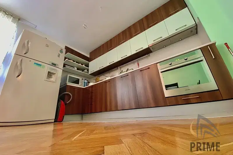 3-bedroom apartment in Burgas, Centyr