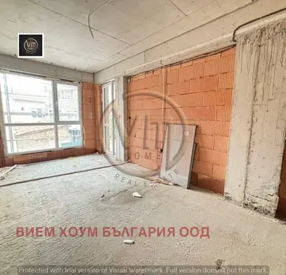 Photo 2 — 3-bedroom apartment in Varna, Centyr