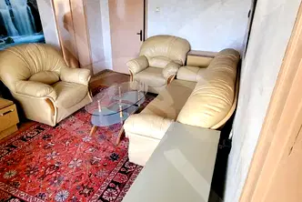 Тристаен апартамент в Пазарджик, Център