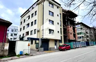 Тристаен апартамент във Велико Търново, Център