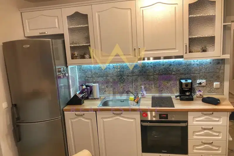 3-bedroom apartment in Varna, Centyr