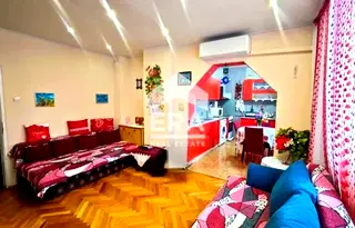 Тристаен апартамент в Търговище, Център