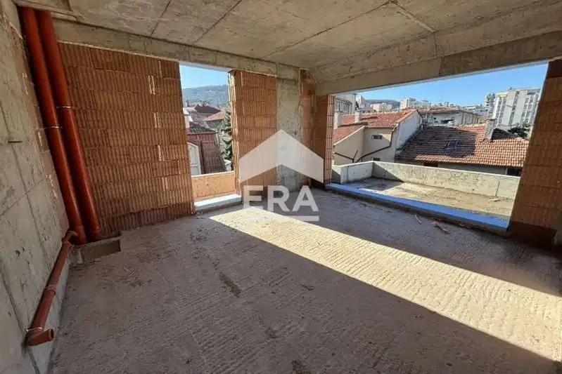3-bedroom apartment in Shumen, Centyr
