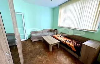 Тристаен апартамент във Варна, Център