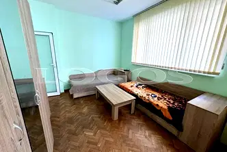 Тристаен апартамент във Варна, Център