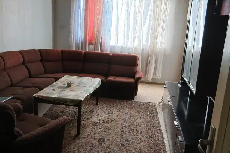 3-bedroom apartment in Stara Zagora, Centyr