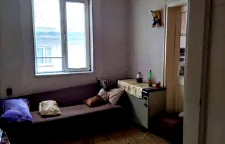 Тристаен апартамент във Велико Търново, Център