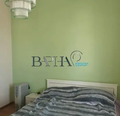 Снимка 4 — Тристаен апартамент с две тераси в Център, Варна