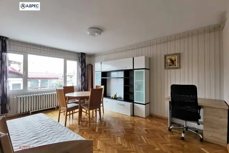 Тристаен апартамент в Русе, Център