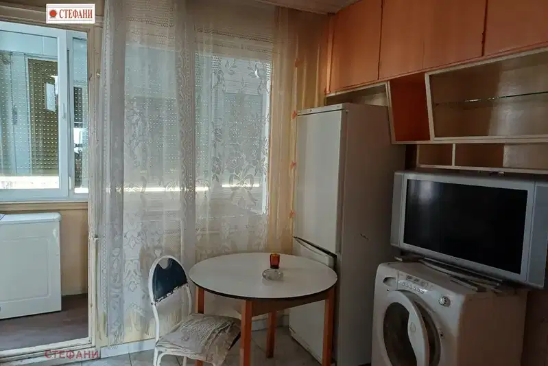Тристаен апартамент в Русе, Център