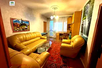Тристаен апартамент в Пазарджик, Център