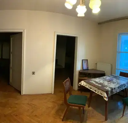 Снимка 3 — Тристаен апартамент в Русе, Център