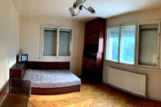 Тристаен апартамент в Русе, Център