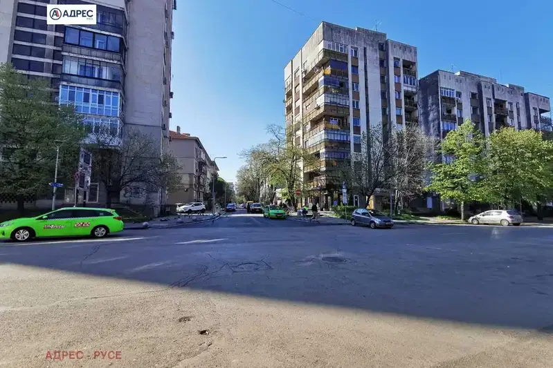 3-bedroom apartment in Ruse, Centyr