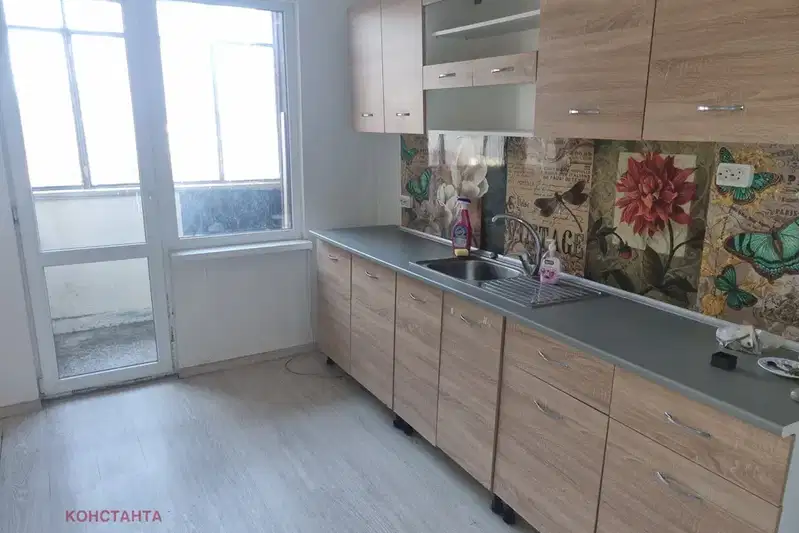 Тристаен апартамент в Стара Загора, Център