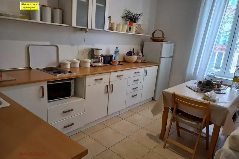 3-bedroom apartment in Vraca, Centyr
