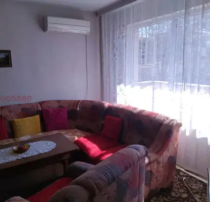 Photo 3 — 3-bedroom apartment in Yambol, Centyr