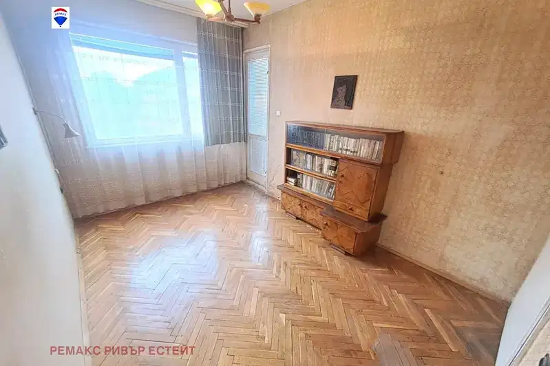 Тристаен апартамент в Русе, Център