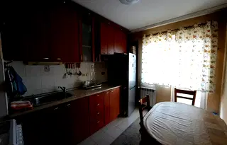 Тристаен апартамент в София, Център
