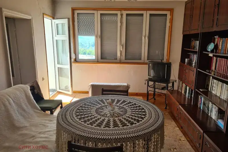 3-bedroom apartment in Kyrdjali, Centyr
