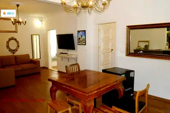 Тристаен апартамент в София, Център