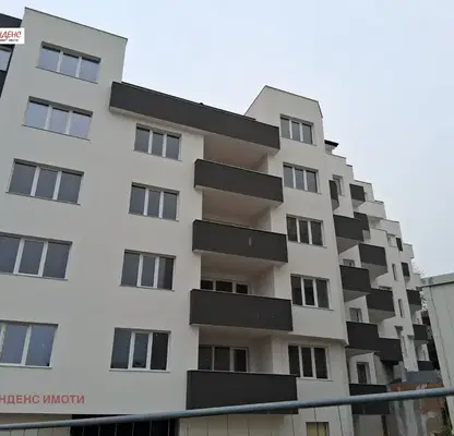 Снимка 2 — Тристаен апартамент в Кърджали, Център