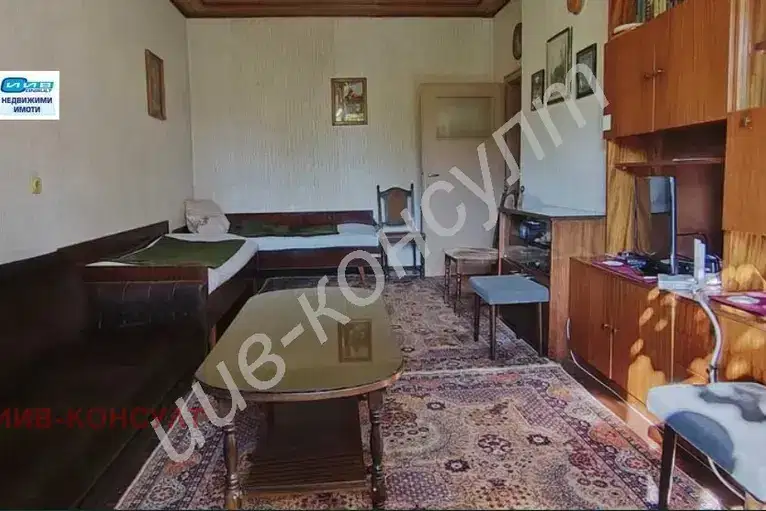 3-bedroom apartment in Veliko Tyrnovo, Centyr