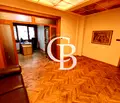 Снимка 2 — Тристаен апартамент във Варна, Център