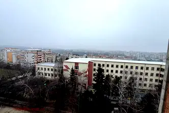 Тристаен апартамент във Велико Търново, Център